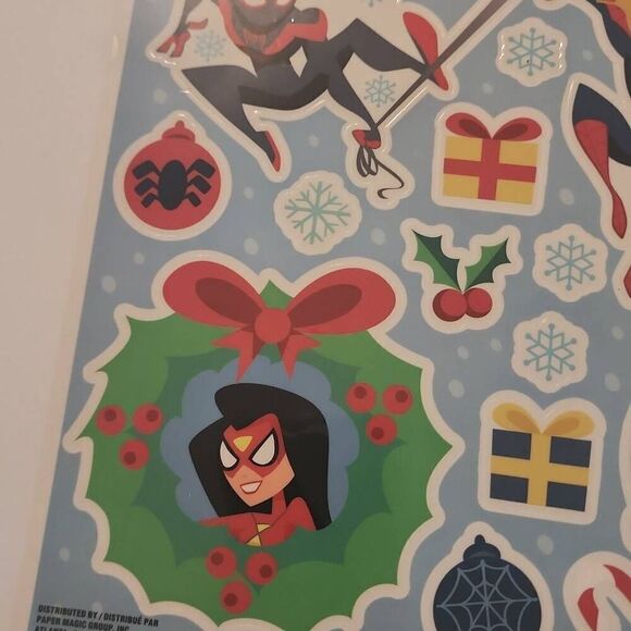 Marvel Spiderman Lot of 2 Christmas Activity Book and Sheet of Static Cling Wind - Picture 6 of 9
